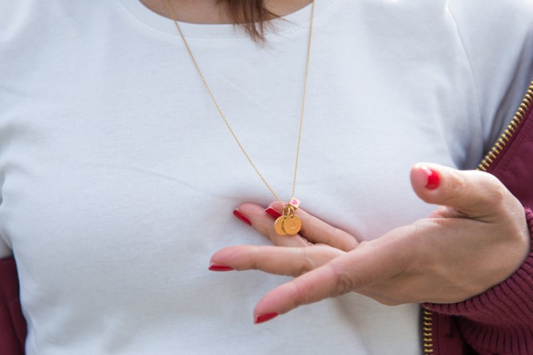 kette-initialen-herz-muttertag