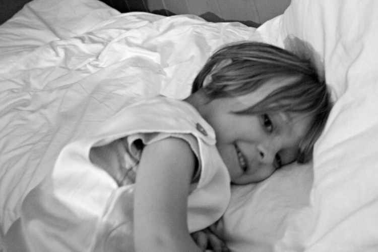 seiden-schlafsack-kleine-nachtigall-afamilyaffair