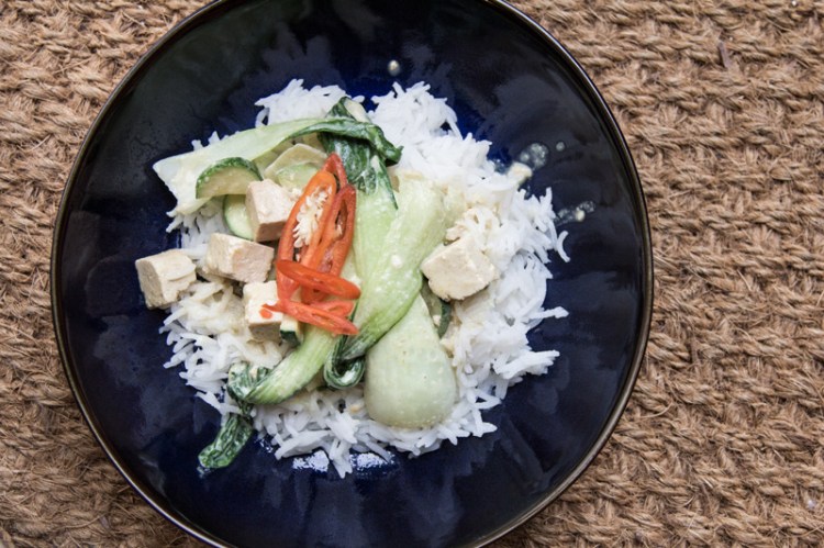 rezeptfoto-gruenes-thaicurry-fairtrade-original