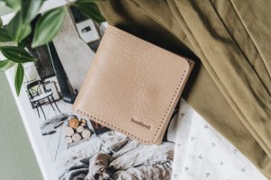 Nachhaltige Weihnachtsgeschenke für Männer: Geldbörse über Etsy