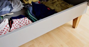 Ablage für Unterwäsche im Schrank von Meble Vox über wayfair