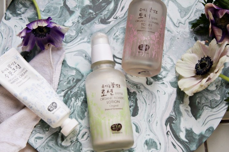 Whamisa im Test: Still von Water Cream, Deep Rich Toner und Original Lotion von Whamisa - Organic Flowers